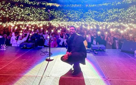 Zakir Khan Makes History at Madison Square Garden with Hindi Comedy