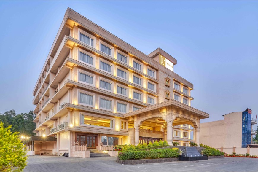 LP Vilas – Premium Luxury Hotel