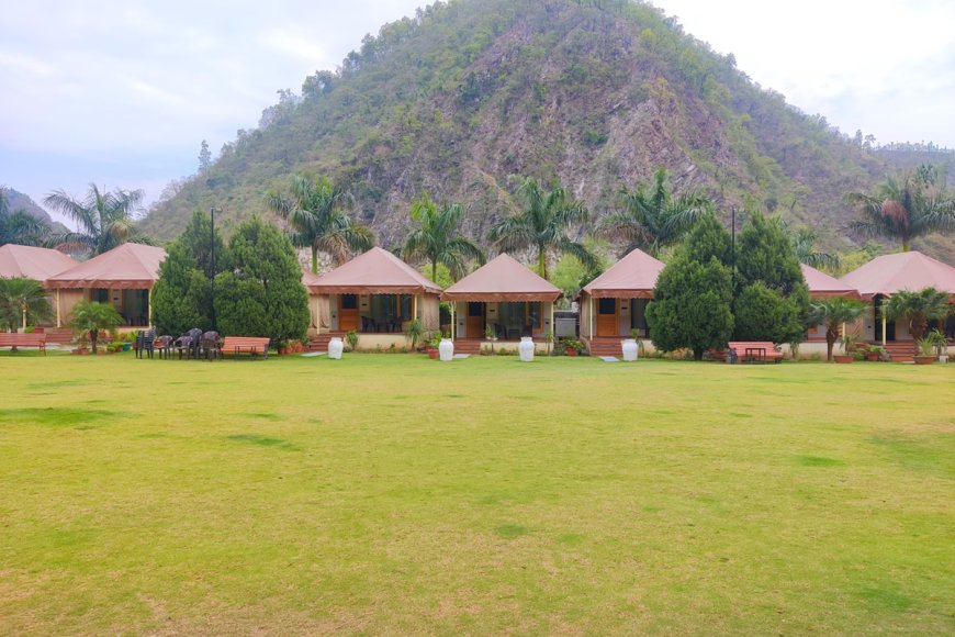 Maldevta Farms – Luxury Retreat with Mountain Views
