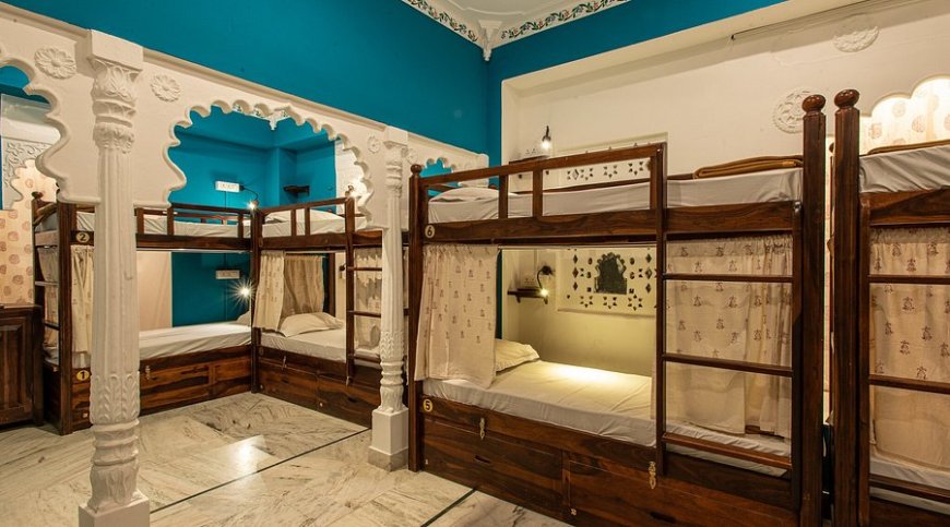 Hostel Mantra - lake view, good value for money