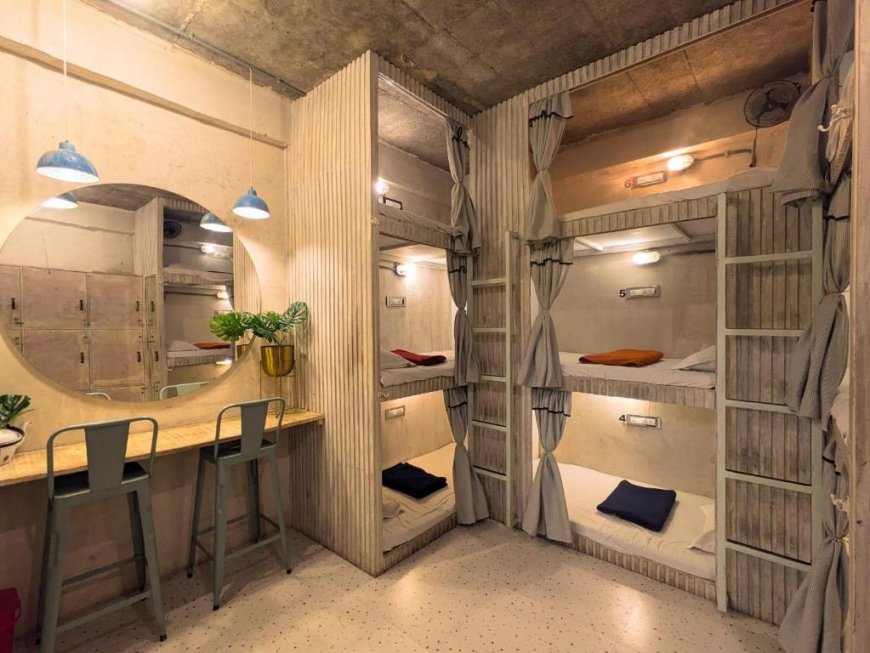 Bunkyard/Bunkyard Backpackers (or other local hostel) - social, highly rated