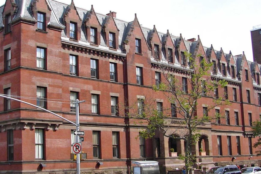 HI NYC Hostel