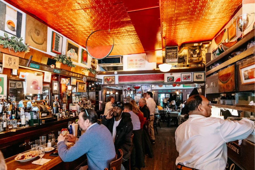 J.G. Melon – Upper East Side
