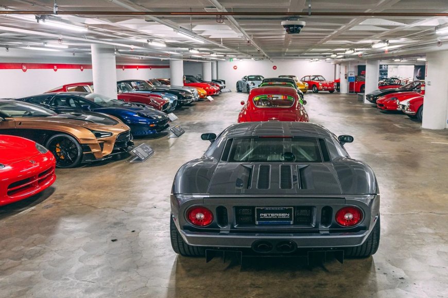 Petersen Automotive Museum – Los Angeles