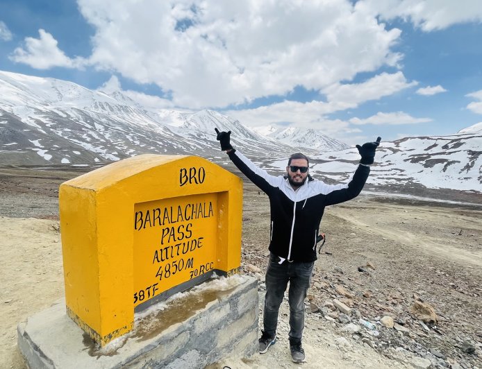4,850 Metres of Pure Madness: A Solo Bike Ride to Baralacha La Pass