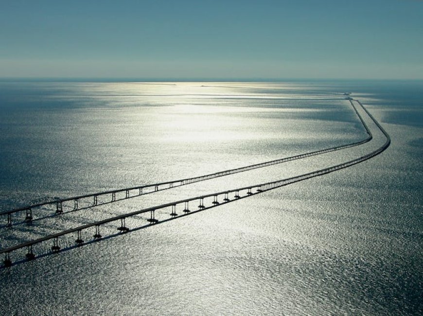 The Road That Defies the Ocean: Inside the US' Famous 'Floating' Highway